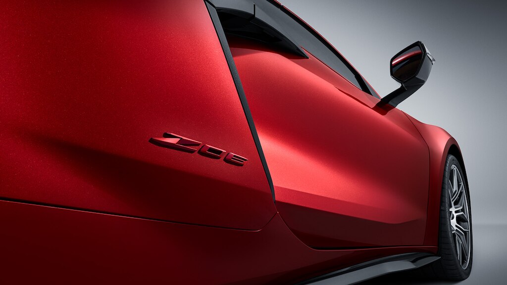 Emblema Z06 en rojo para Chevrolet Corvette 2024